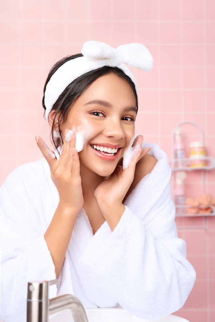 5 Sản Phẩm Dưỡng Da Giá Bình Dân Mang Hiệu Quả Bất Ngờ
